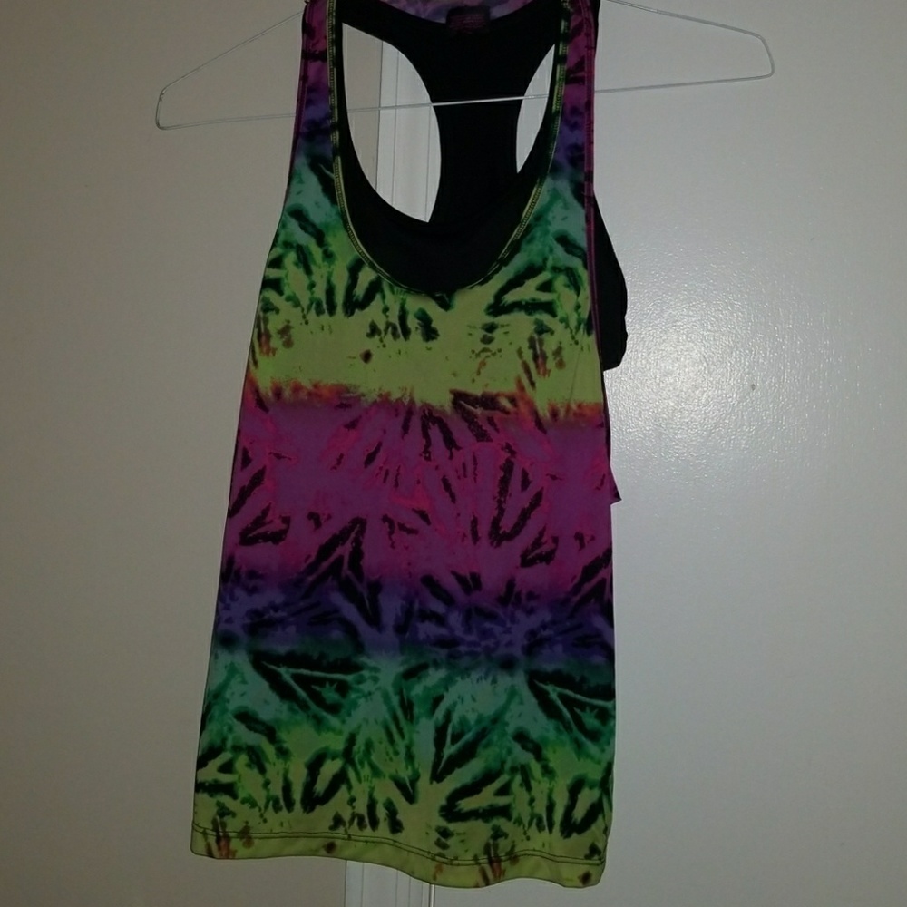 Material girl active tank top w/ bra attachment